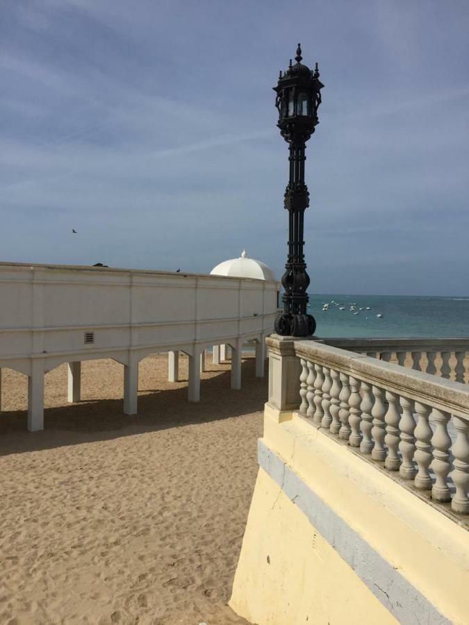 Apartamento Balneario Playa Caleta Cádiz Exterior photo